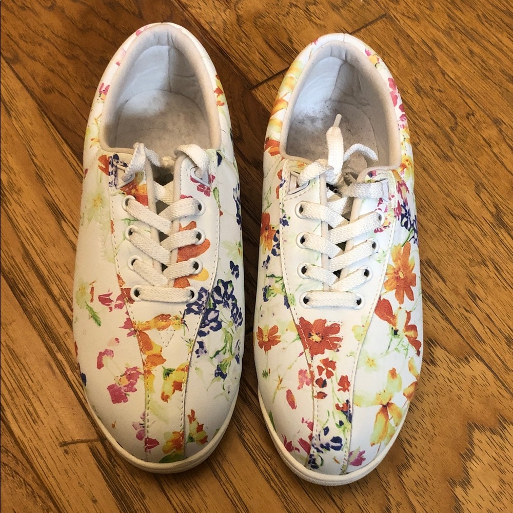 Easy Spirit White Sneakers with Multicolor Floral Print